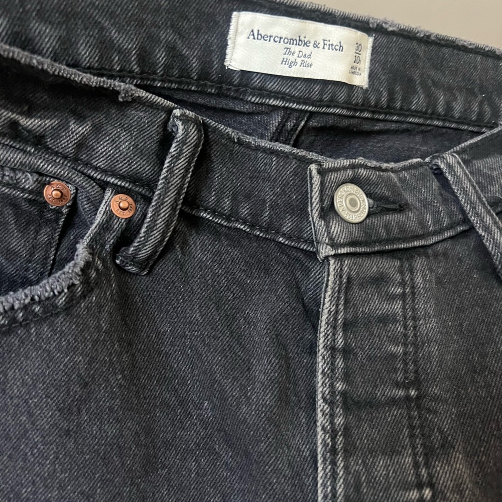 Abercrombie & Fitch high rise Dad jeans